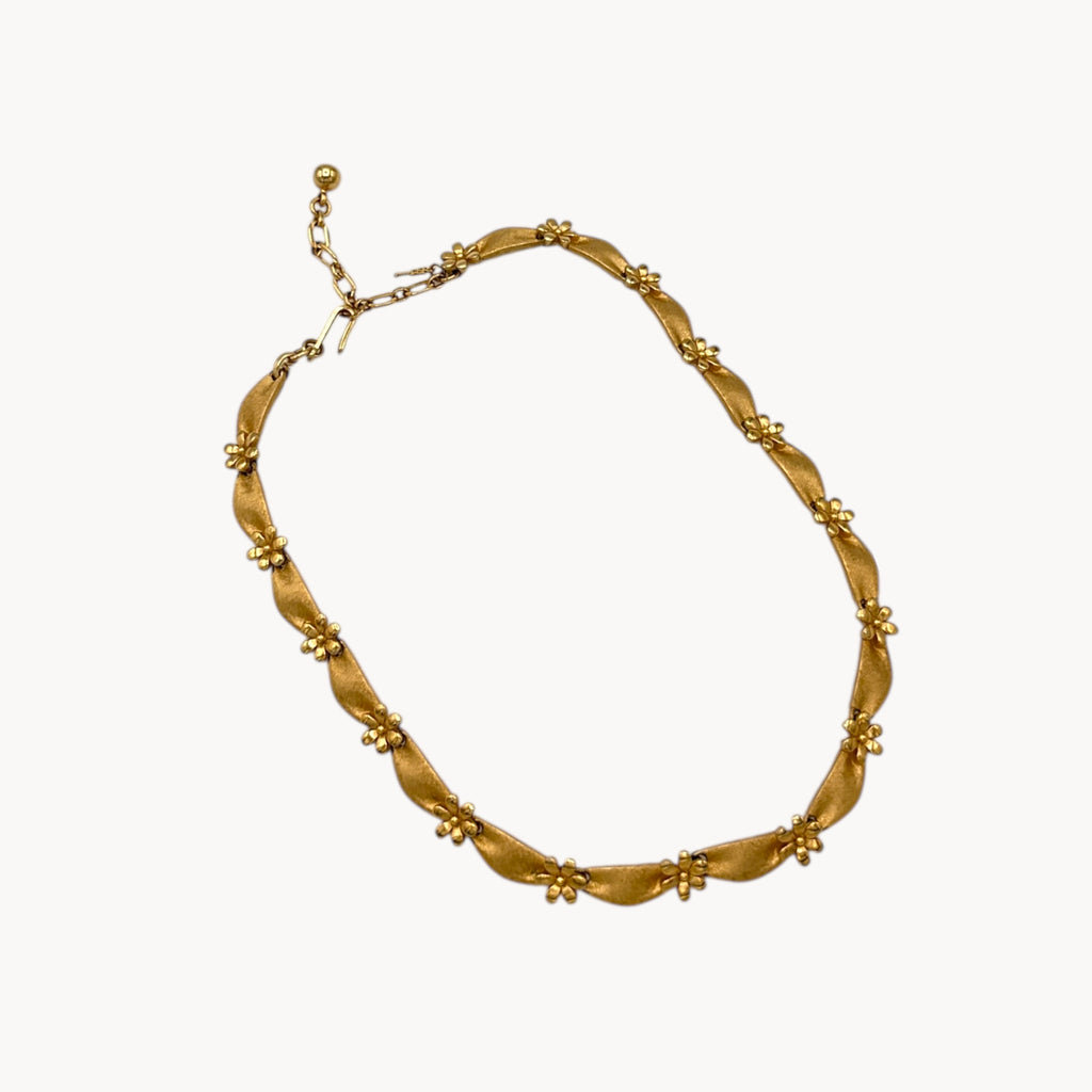 Crown Trifari Signed Gold Ribbon Flower Choker Necklace