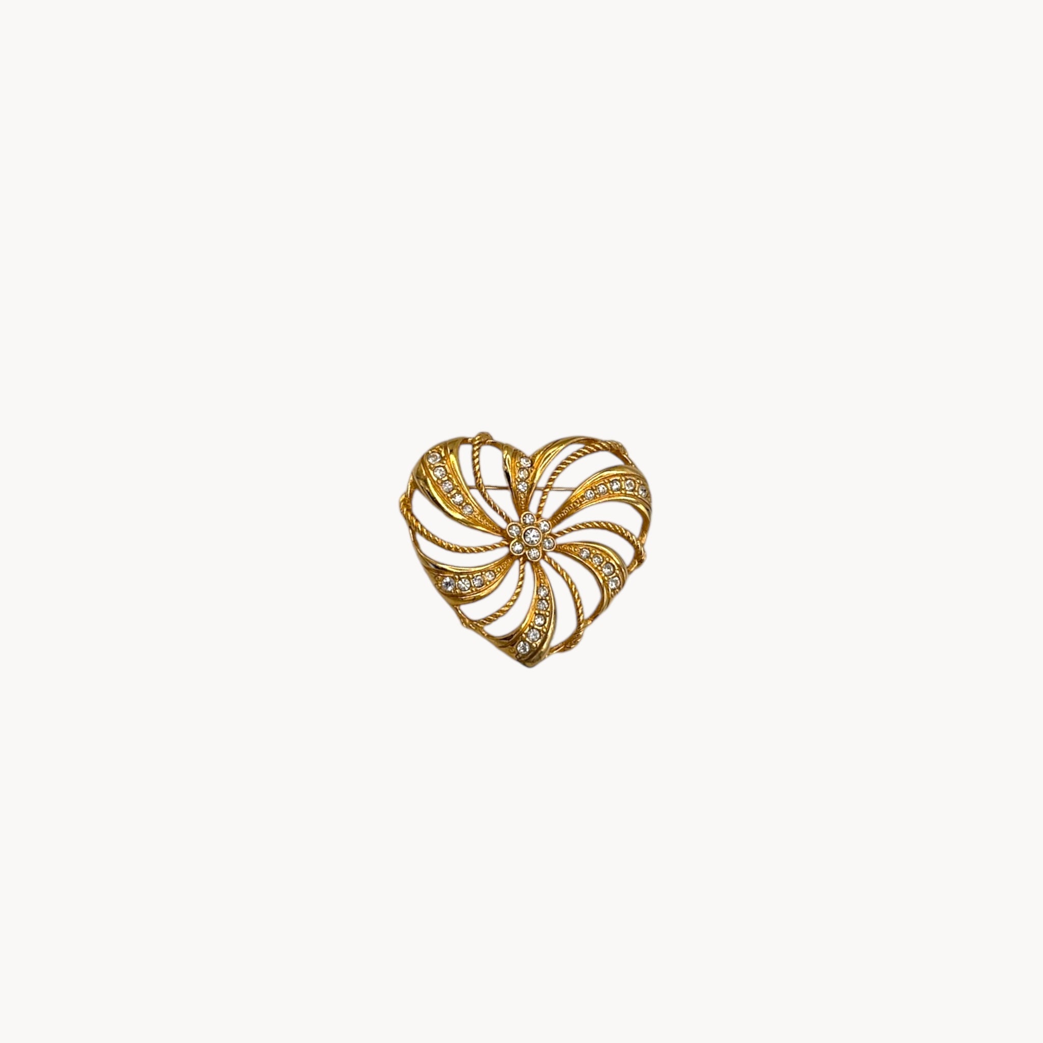 Avon Gold Plated Openwork Romantic Trelles Heart Rhinestone Brooch