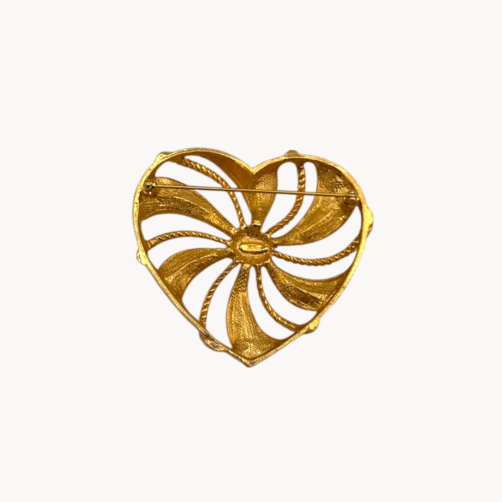 Avon Gold Plated Openwork Romantic Trelles Heart Rhinestone Brooch