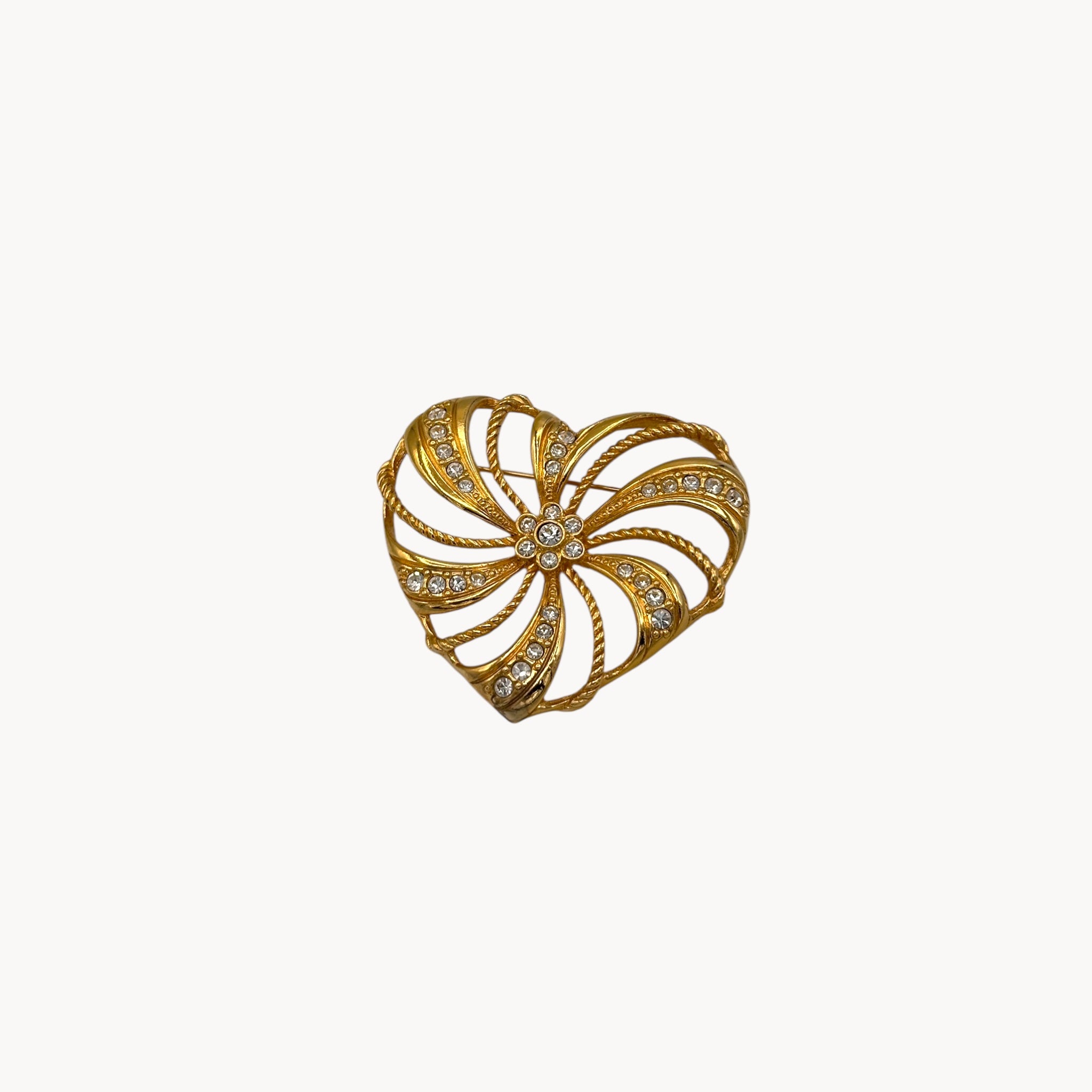 Avon Gold Plated Openwork Romantic Trelles Heart Rhinestone Brooch