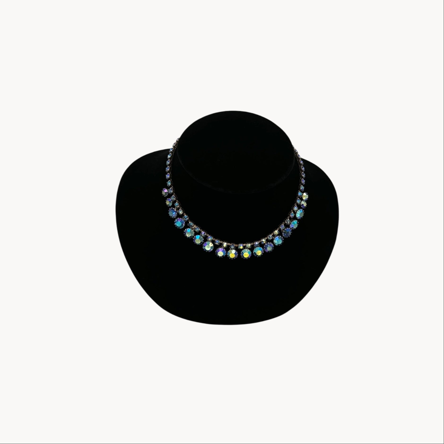 Close up “Vintage unmarked blue aurora borealis rhinestone necklace, 1950s–1960s mid-century bridal jewelry.
